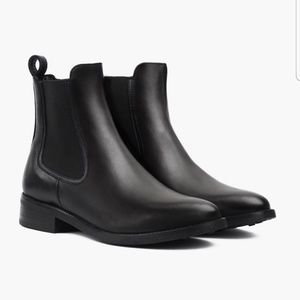 Black Thursday Dutchess Chelsea Boots